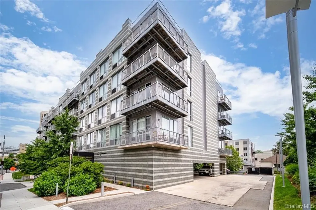10 Dekalb Avenue White Plains NY 10605