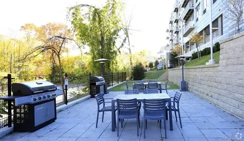 10 Dekalb Avenue White Plains NY 10605