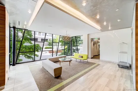 10 Dekalb Avenue White Plains NY 10605