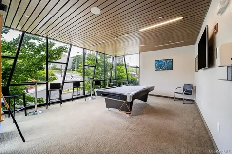 10 Dekalb Avenue White Plains NY 10605