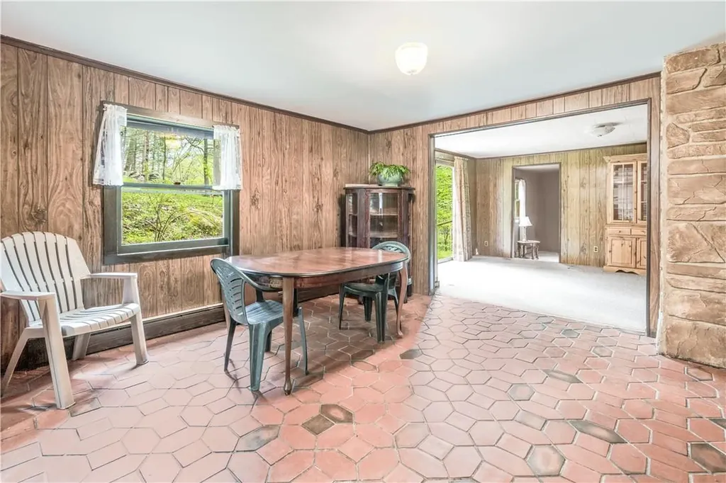 2 Rush Drive Putnam Valley NY 10579
