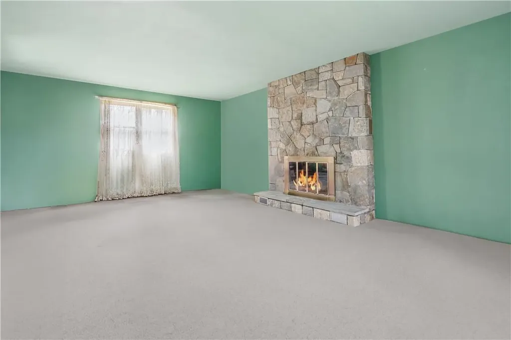 2 Rush Drive Putnam Valley NY 10579