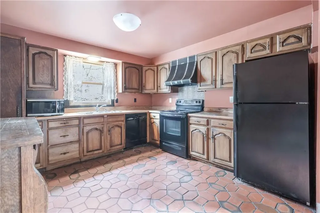 2 Rush Drive Putnam Valley NY 10579