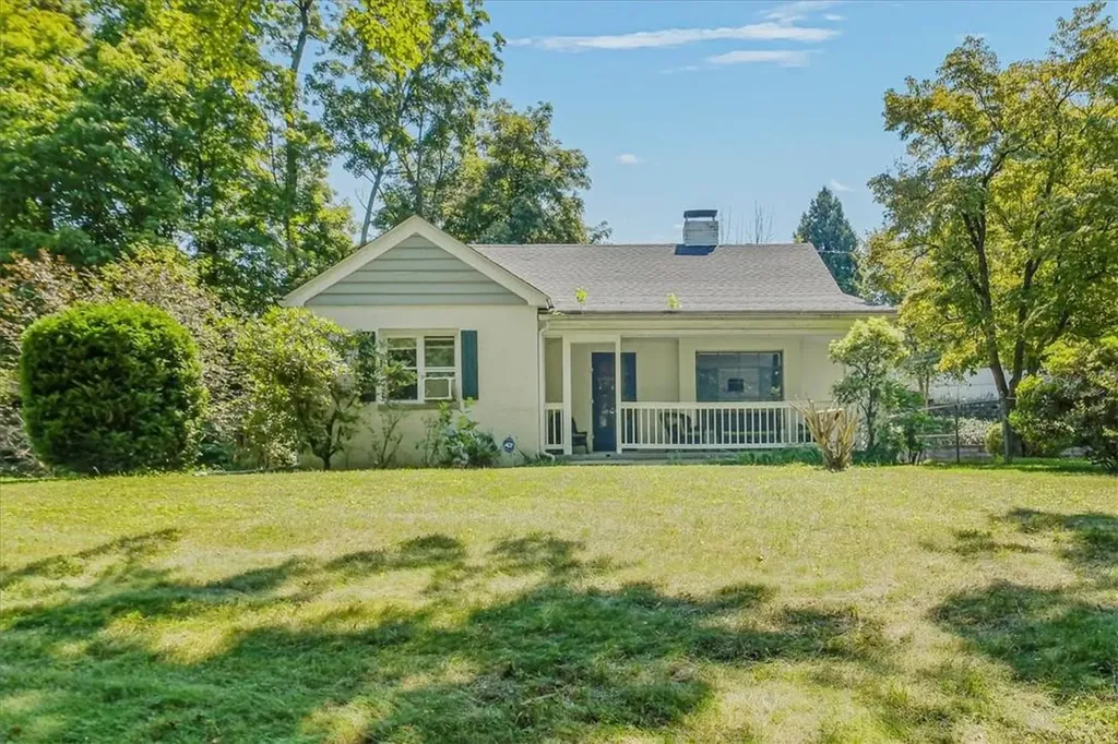 4 Oak Street Cortlandt NY 10567