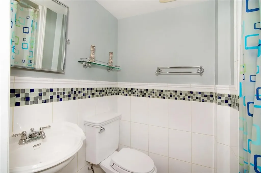 69 Young Avenue Pelham NY 10803