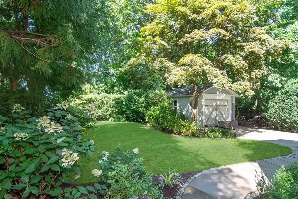69 Young Avenue Pelham NY 10803