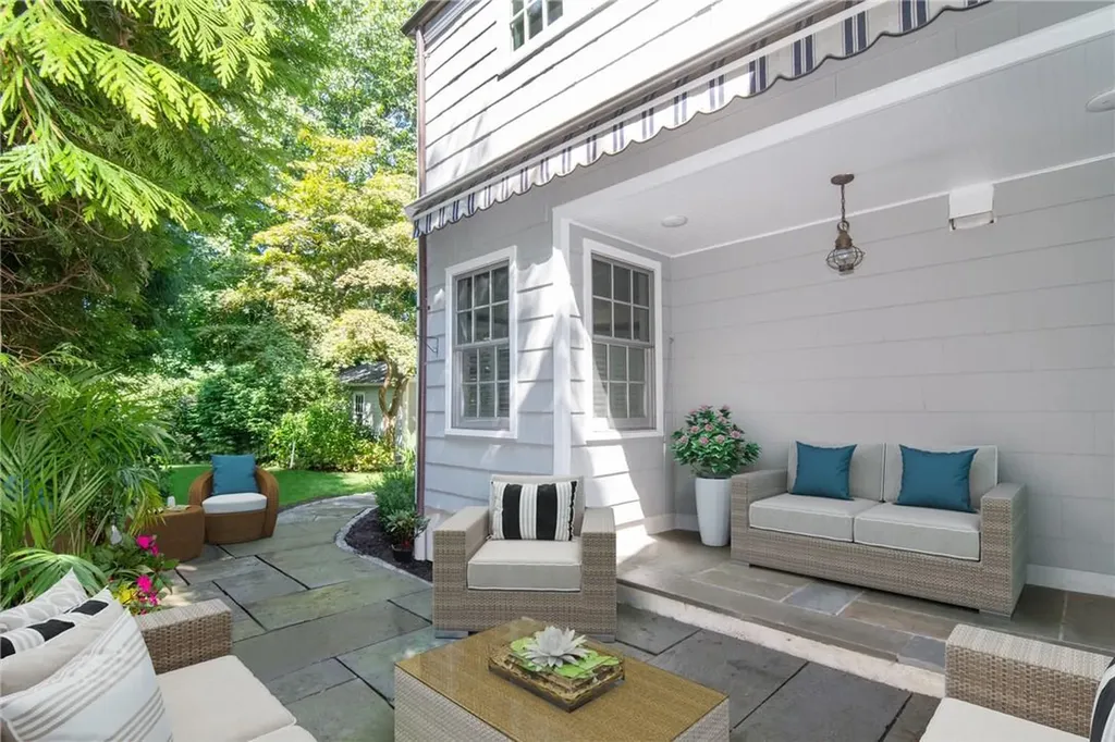 69 Young Avenue Pelham NY 10803