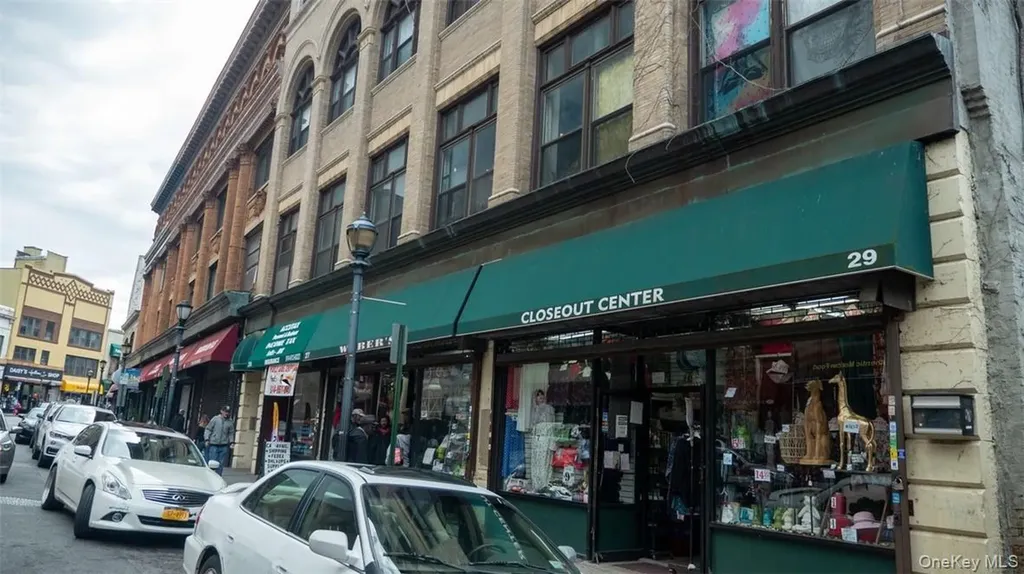 27 N Broadway Yonkers NY 10701
