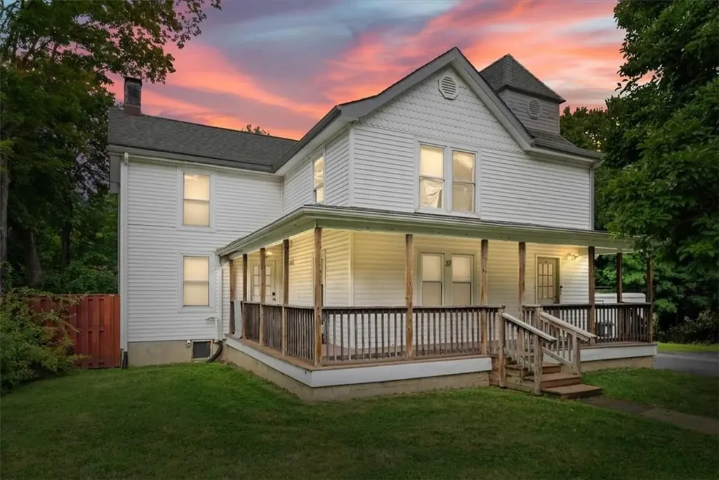 37 Estrada Road Central Valley NY 10917