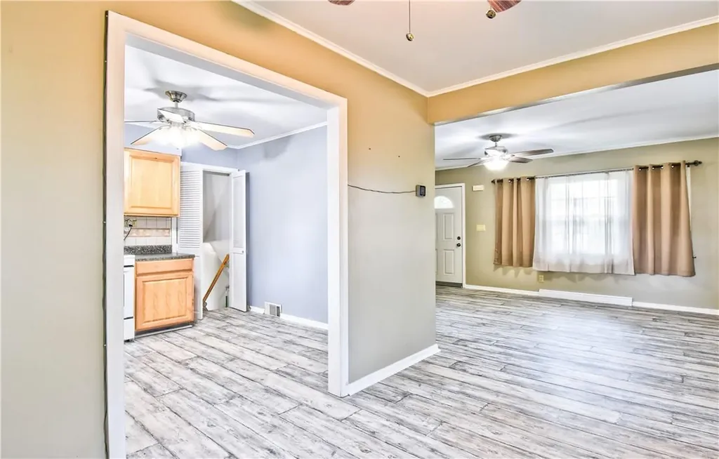 16 Randall Terrace Middletown NY 10940