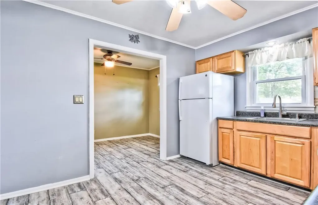 16 Randall Terrace Middletown NY 10940