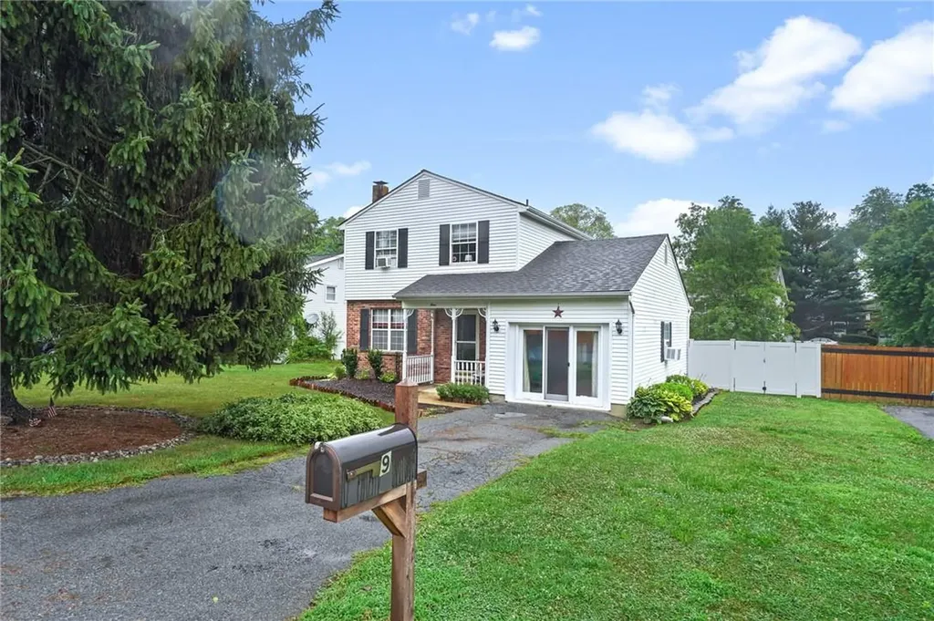 9 Edmunds Lane Walden NY 12586