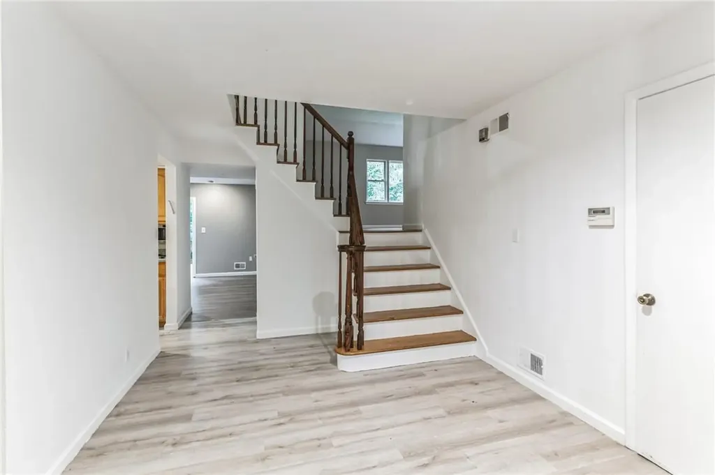 10 Roven Road Monsey NY 10952