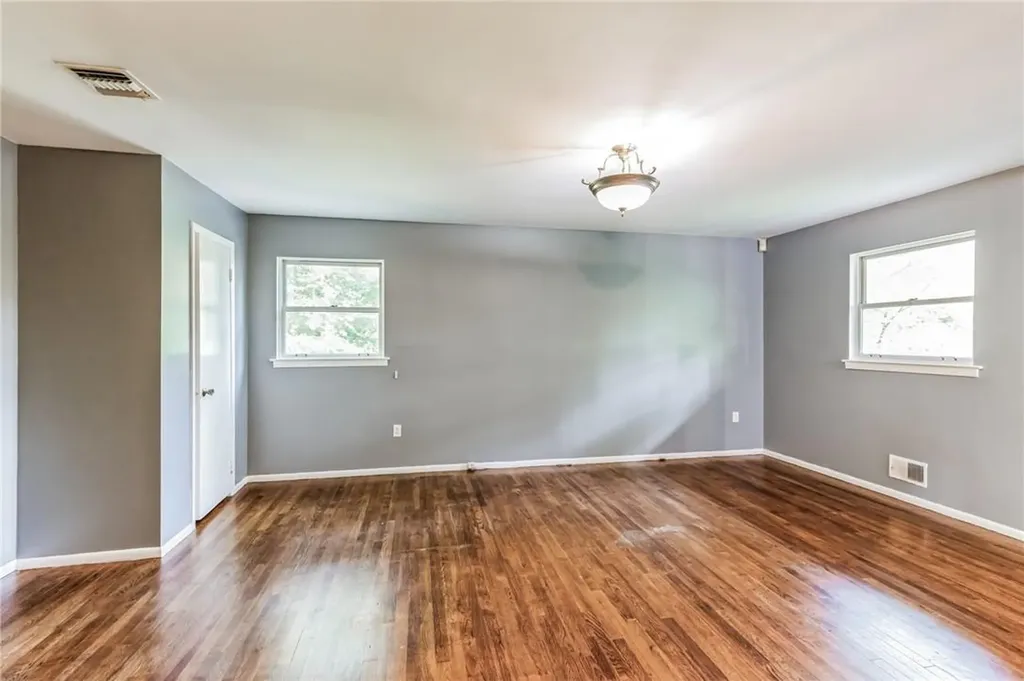 10 Roven Road Monsey NY 10952