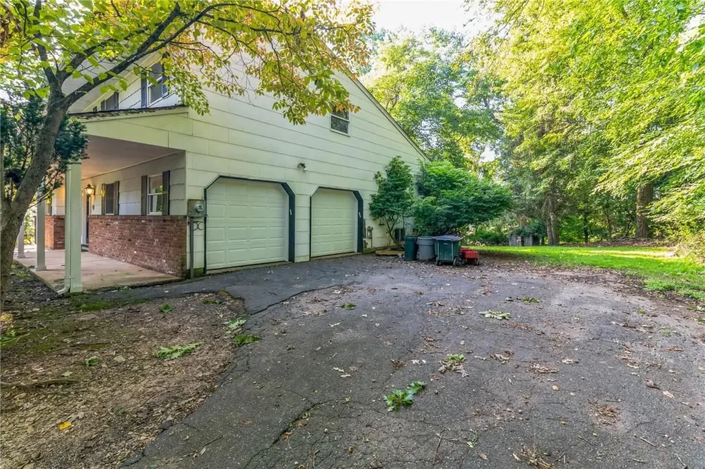 10 Roven Road Monsey NY 10952