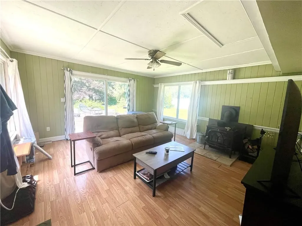 565 N Quaker Lane Hyde Park NY 12538