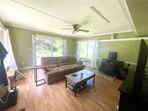565 N Quaker Lane Hyde Park NY 12538
