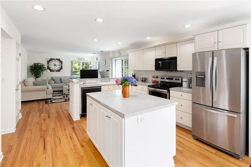 15 Stirrup Trail Pawling NY 12564