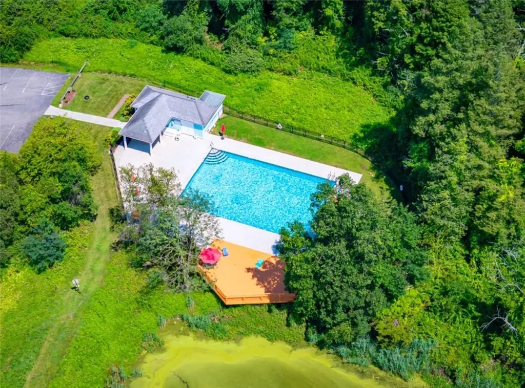 15 Stirrup Trail Pawling NY 12564