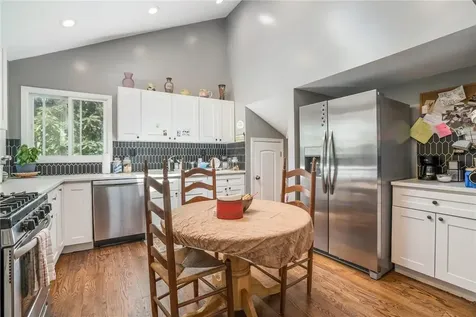 256 Van Cortlandt Park Avenue Yonkers NY 10705