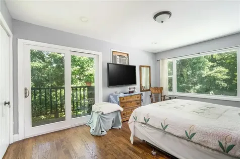 256 Van Cortlandt Park Avenue Yonkers NY 10705
