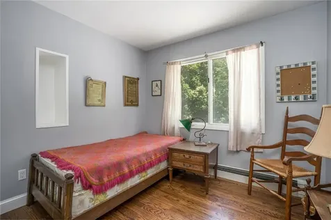 256 Van Cortlandt Park Avenue Yonkers NY 10705