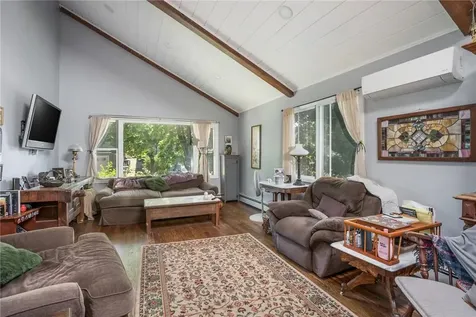 256 Van Cortlandt Park Avenue Yonkers NY 10705