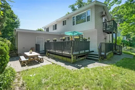 256 Van Cortlandt Park Avenue Yonkers NY 10705