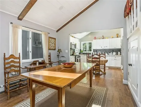 256 Van Cortlandt Park Avenue Yonkers NY 10705