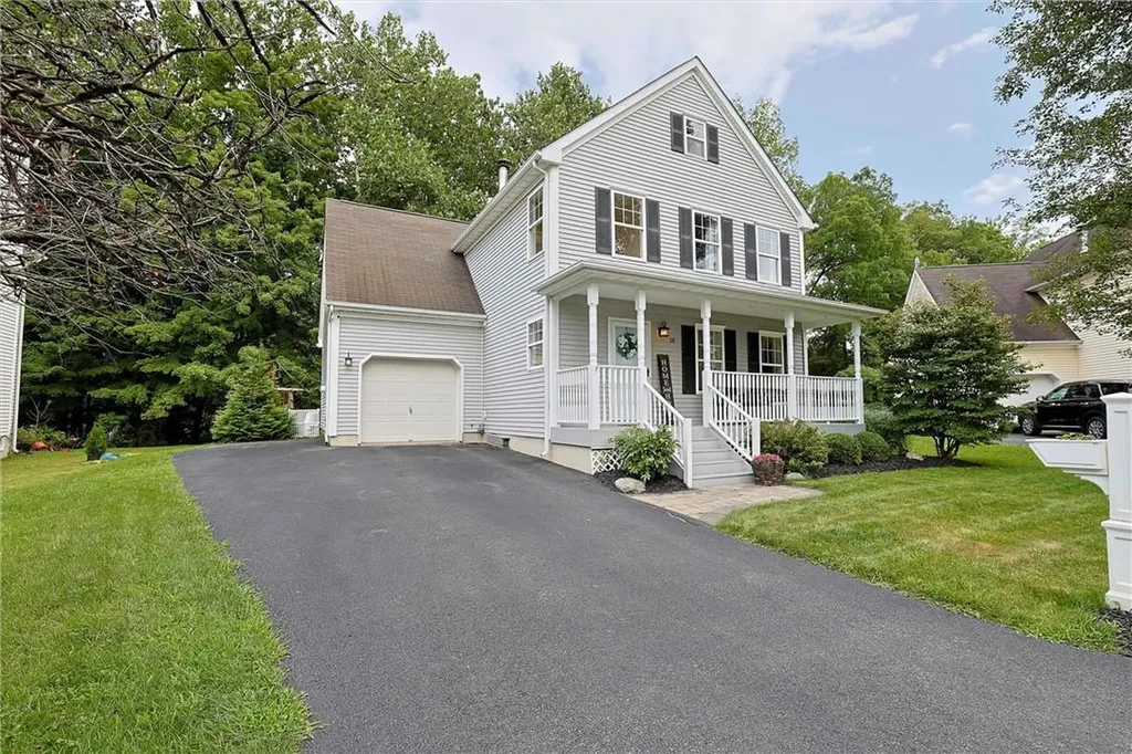 18 Mill Pond Lane Beekman NY 12570
