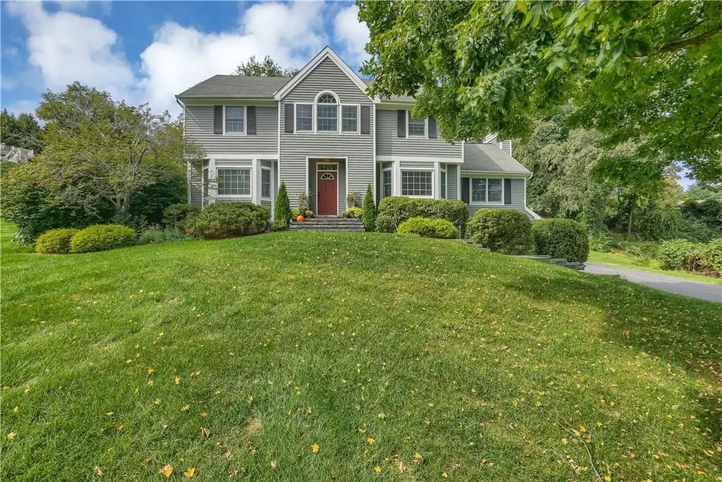 54 Watergate Drive Amawalk NY 10501