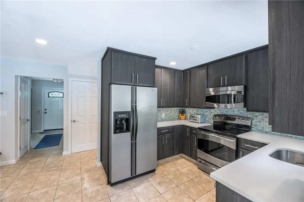 19 Prince Charming Road Nesconset NY 11767