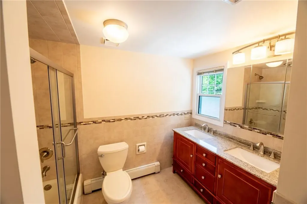 19 Prince Charming Road Nesconset NY 11767