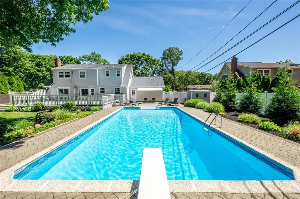 19 Prince Charming Road Nesconset NY 11767