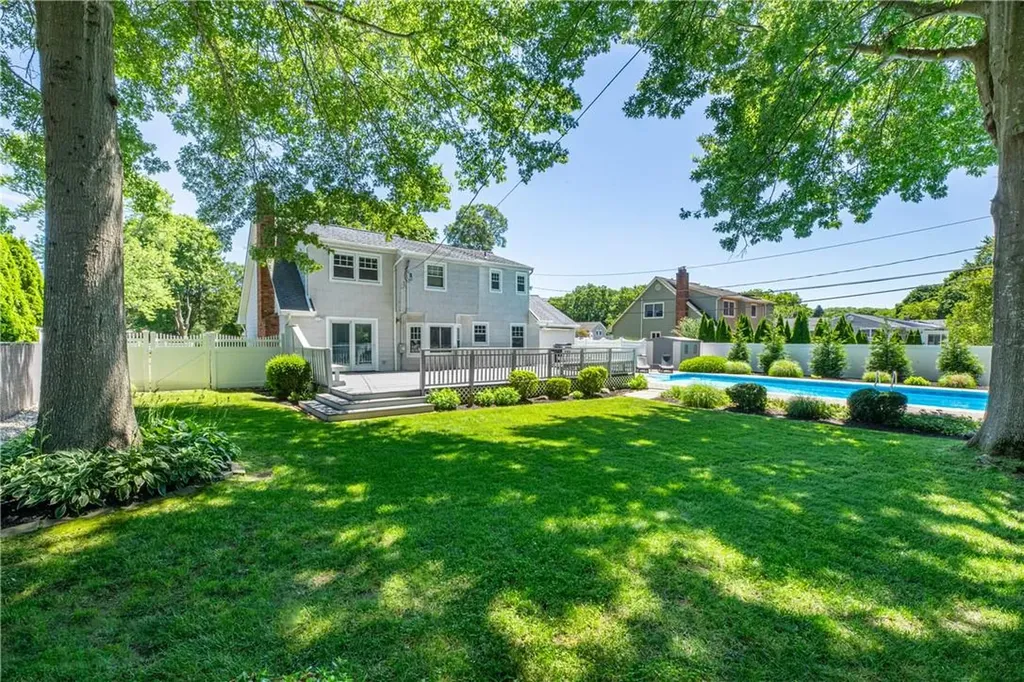 19 Prince Charming Road Nesconset NY 11767