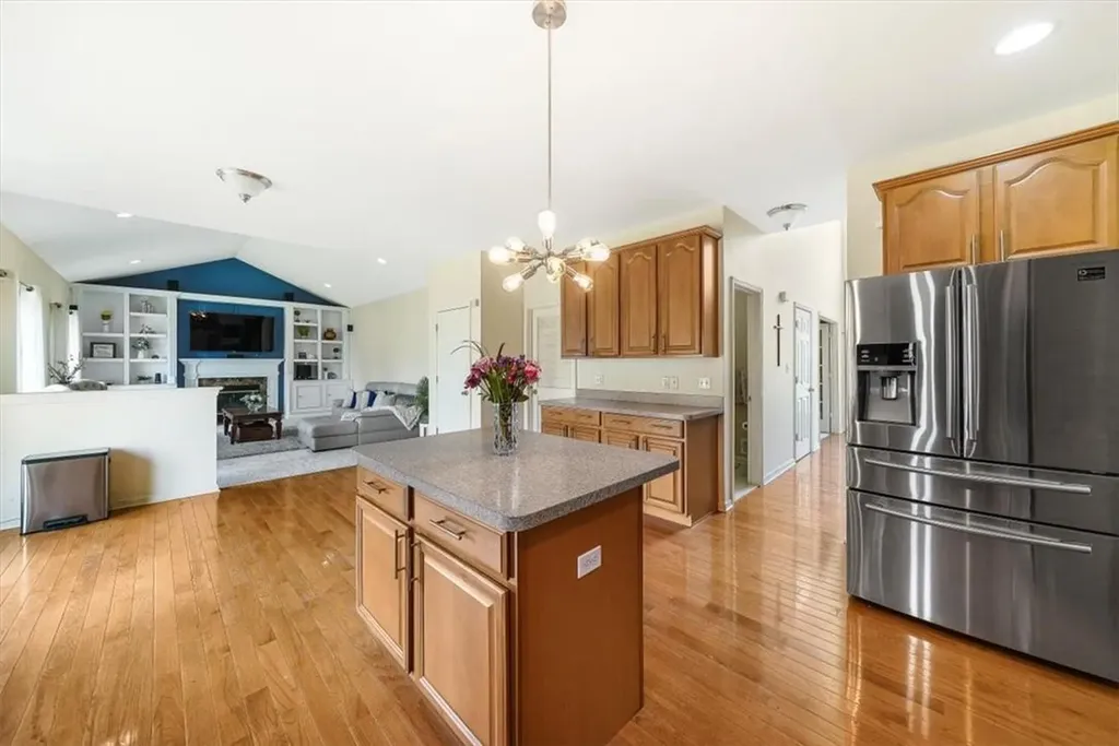 2081 Independence Drive New Windsor NY 12553