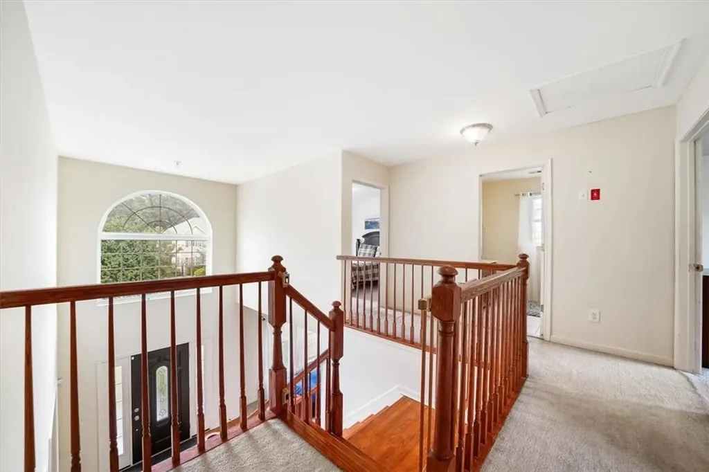 2081 Independence Drive New Windsor NY 12553