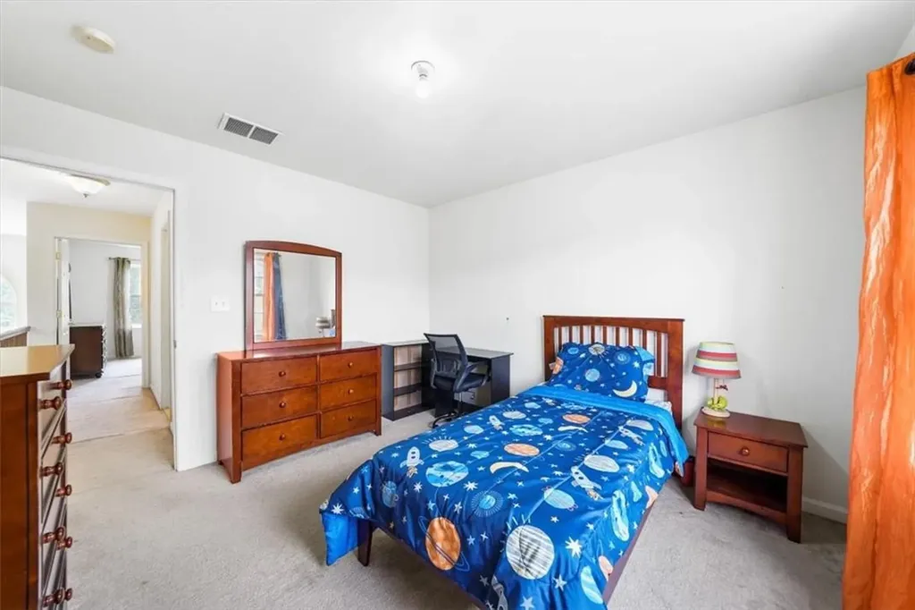 2081 Independence Drive New Windsor NY 12553