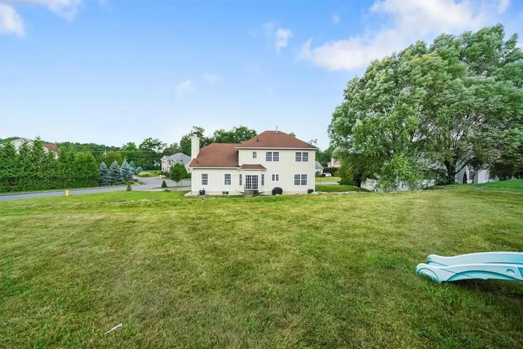 2081 Independence Drive New Windsor NY 12553