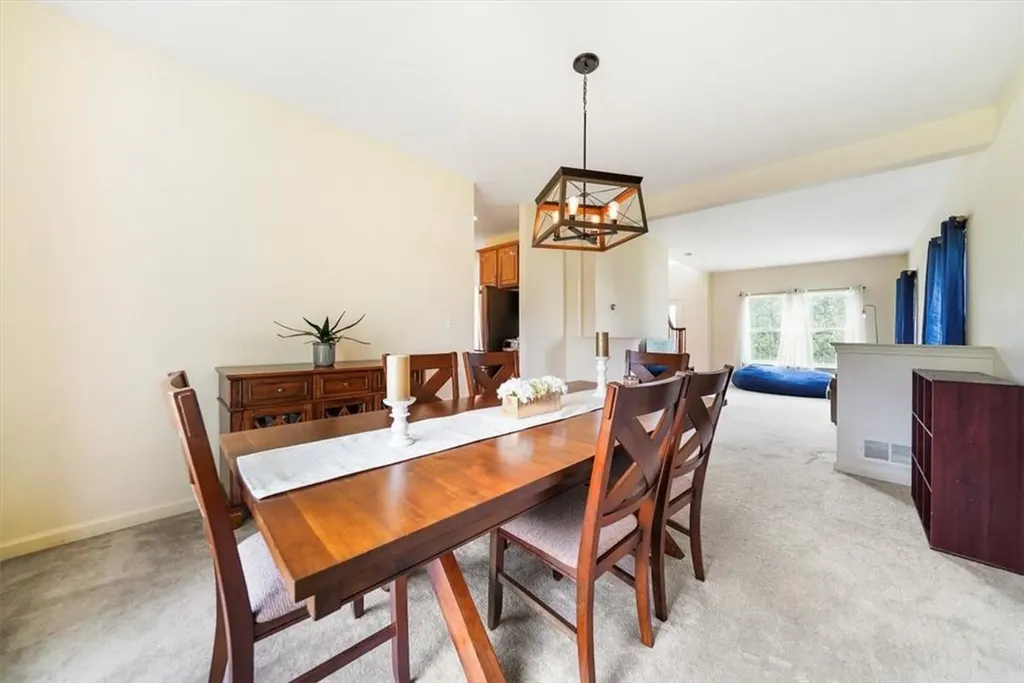 2081 Independence Drive New Windsor NY 12553