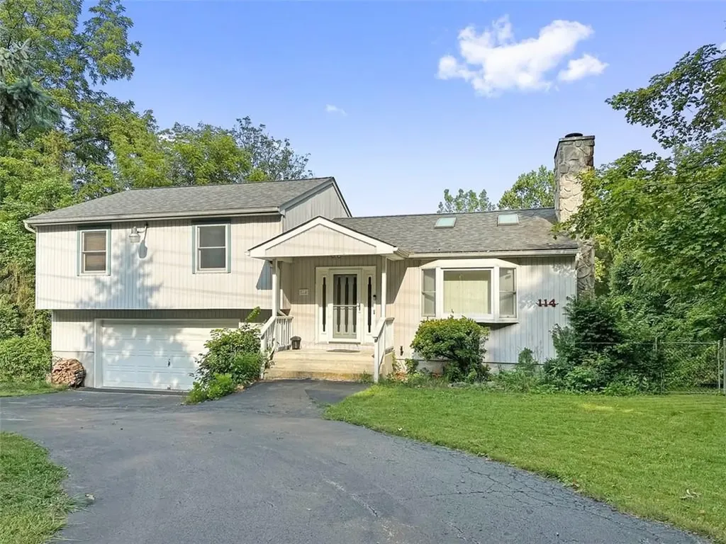 114 Hurley Road Salt Point NY 12578