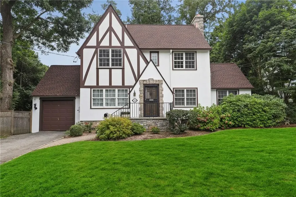 26 Dusenberry Road Bronxville NY 10708