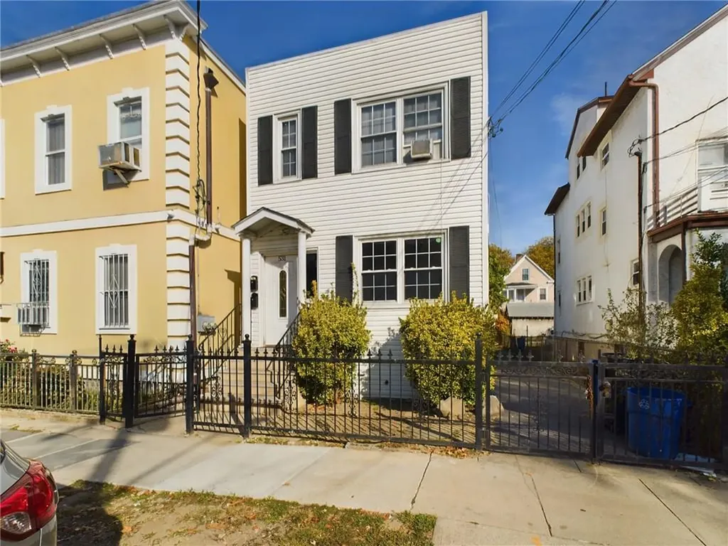 531 S 10th Avenue Mount Vernon NY 10550