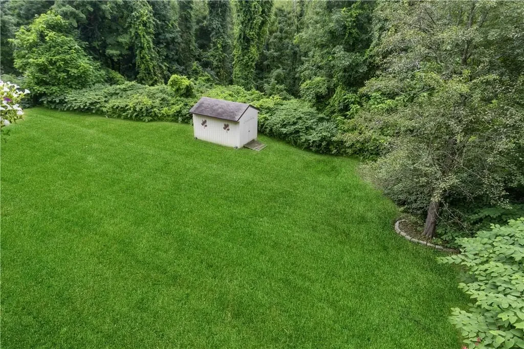 255 Austin Road Mahopac NY 10541
