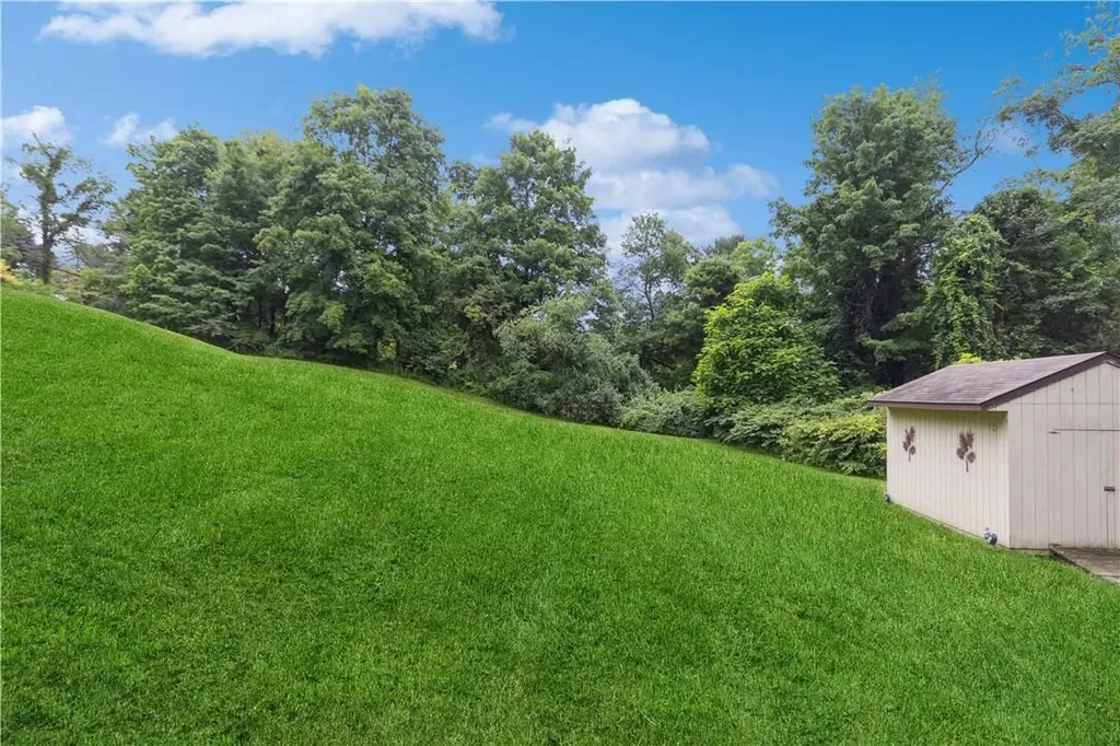 255 Austin Road Mahopac NY 10541