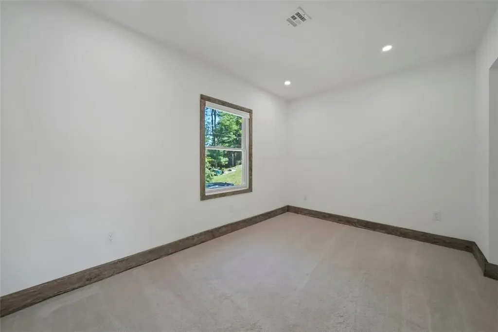 77 West Drive Walden NY 12586