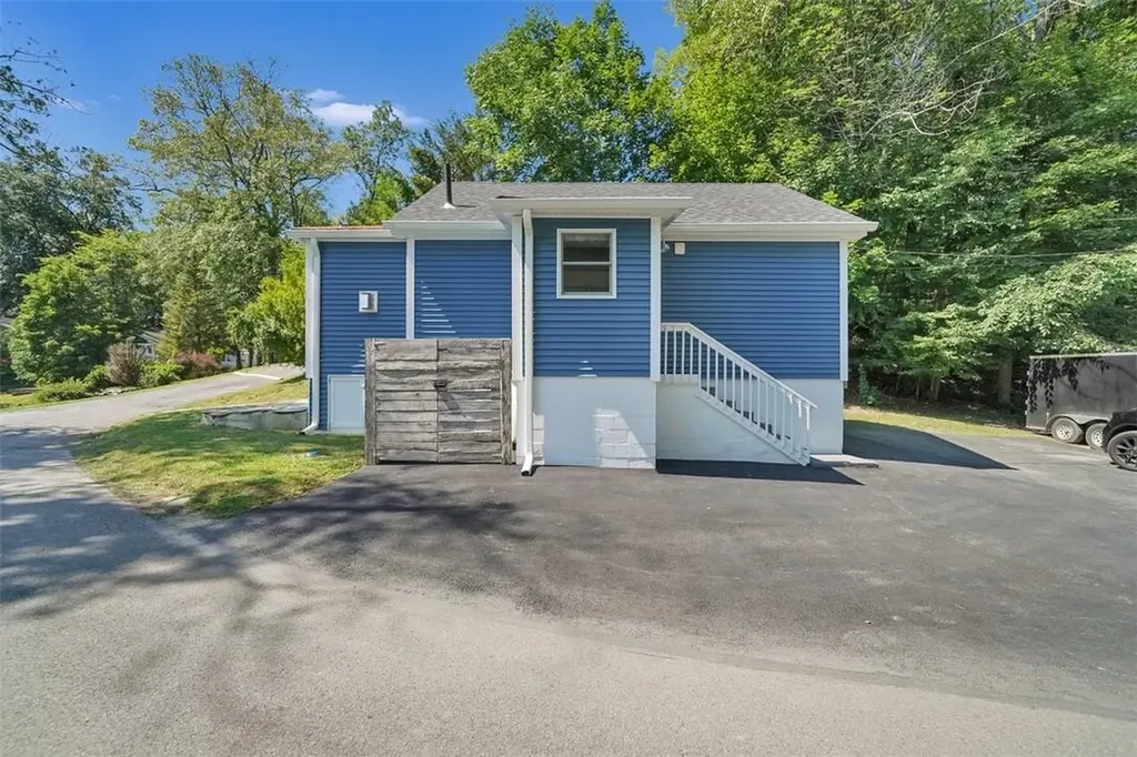 77 West Drive Walden NY 12586
