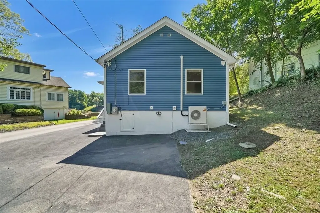 77 West Drive Walden NY 12586