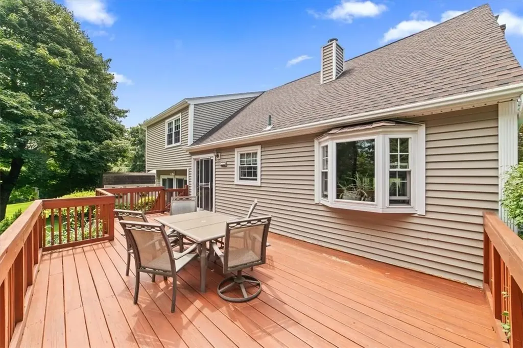 86 Bloomer Road Mahopac NY 10541