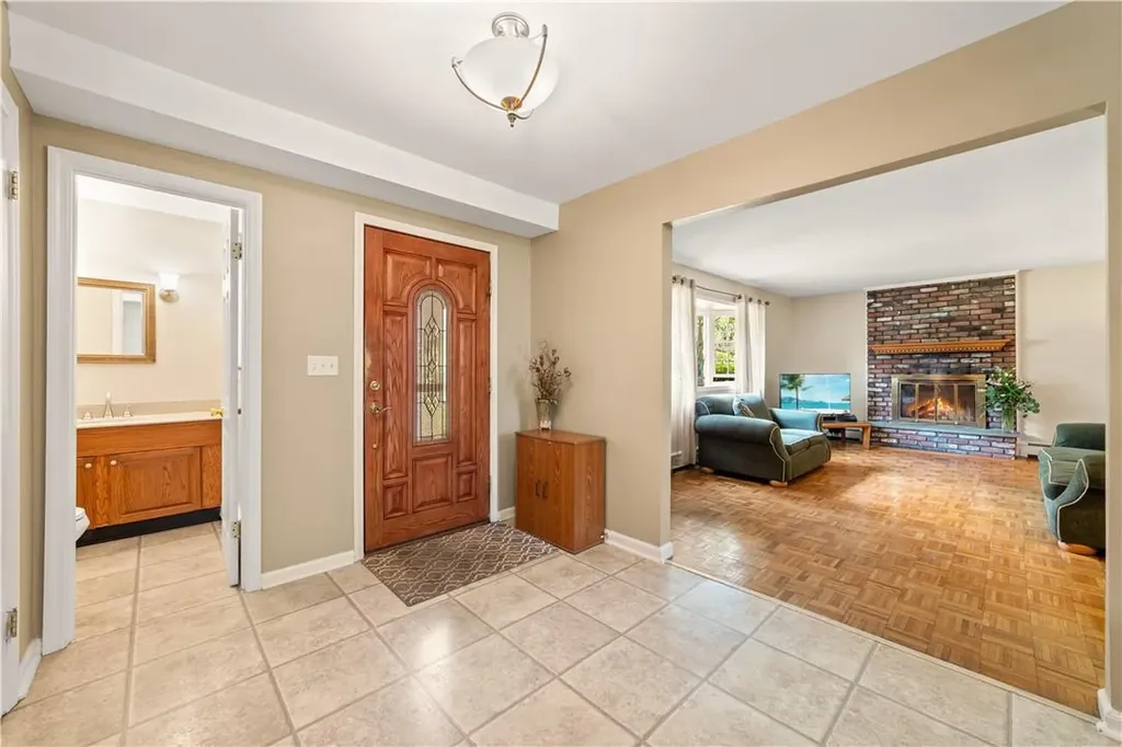86 Bloomer Road Mahopac NY 10541